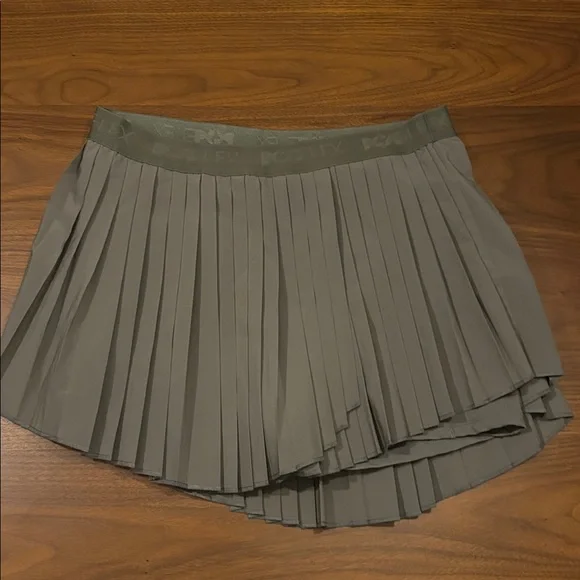 POPFLEX Ace ‘em Pleated Skort - Rustic Olive - Picture 4 of 7